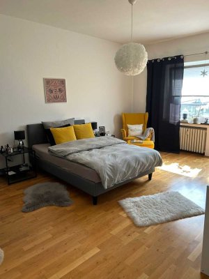 Geräumige 2,5-Zimmer in zentraler Lage im Zoo-Viertel