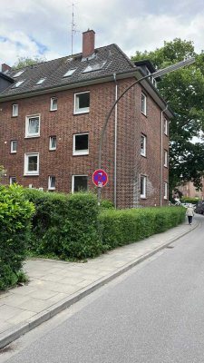 Perfekt aufgeteilte 3-Zimmer Wohnung mit Altbaucharme in Groß Borstel