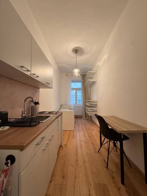 1 Zimmer-Wohnung, voll ausgestattet (inkl. Strom, Heizung &amp; Internet), auf Zeit (6 Monate max)