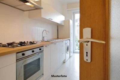 Helle 3-Zimmer-Wohnung mit eigenem Gartenanteil