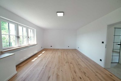 Frisch saniert mit Blick ins Grüne - 2,5 Zimmer Terrassenwohnung in Regensburg/Graß