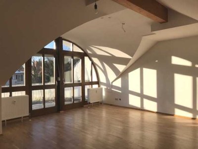*Wunderschöne 3-Zimmer-Wohnung mit Westbalkon in bester Lage Straubings*