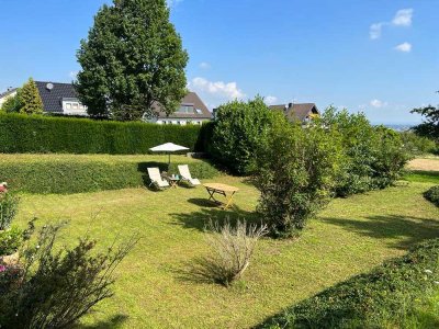 Schöne, ruhige Wohnung in Alfter- Höhenlage (EG, Gartenmitbenutzung)