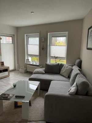 Gepflegte 2-Zimmer-EG-Wohnung mit Balkon und Einbauküche