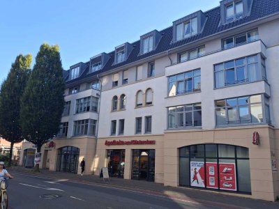 Komfortabel Wohnen ab 60! -Seniorenwohnung in zentraler Lage –mit kleinem Balkon nach Vorne