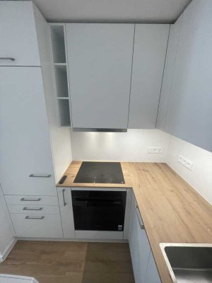 gemütliche 2 Zimmerwohnung mit Balkon und Einbauküche