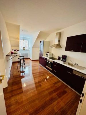 * Traumhafte Dachgeschoss-Wohnung in Bad Griesbach mit direktem Thermenzugang*