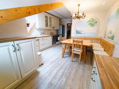Charmante Dachgeschosswohnung + Garten in ruhiger Lage v. Spittal