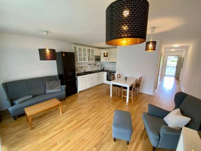 Moderne 2-Zimmer Gartenwohnung inkl. Tiefgarage in Hall