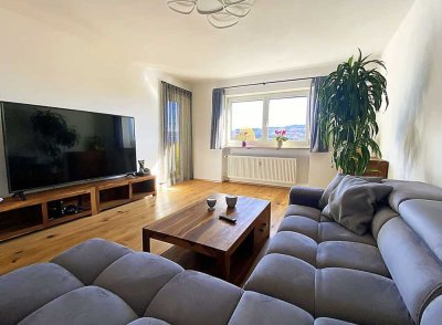 Moderne 3-Zimmer-Wohnung mit Balkon und EBK in Laufen