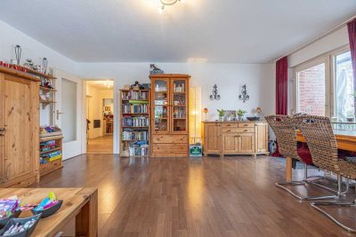 Vermietete 4-Zimmer-Wohnung mit Terrasse und Parkplatz – Ihre zuverlässige Kapitalanlage mit Zukunft