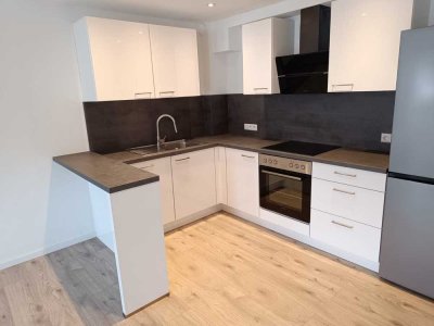 Stilvolle 4-Raum-Maisonette-Wohnung Erstbezug nach Sanierung mit Balkon und EBK in Hessental SHA