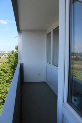 Geschmackvolle 1-Zimmer-Wohnung mit gehobener Innenausstattung mit Einbauküche in Erlangen