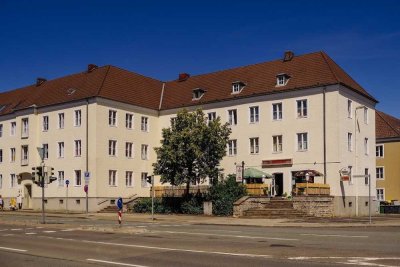 Zentrumswohnung mit Balkon // 2.OG links