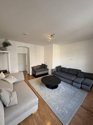 Top geschnittene 5 Zimmer Altbauwohnung in guter Lage