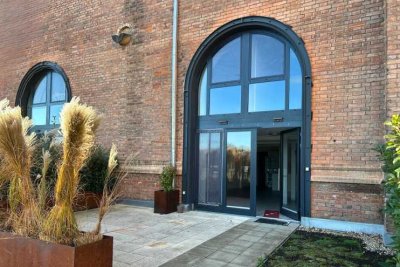 Außergewöhnliche Wohnung inkl. Einbauküche und Stellplatz
