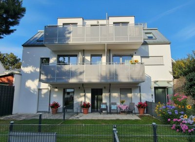 MODERNE 3-ZIMMER-WOHNUNG MIT BALKON &amp; TIEFGARAGE NAHE U6