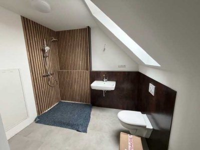 Erstbezug nach Sanierung: Luxuriöses 3,5-Zi.-Apartment mit Balkon in Fritzlar