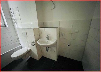 Charmante 4-Zimmer-Wohnung mit Balkon in Köln-Lövenich – WG-geeignet!