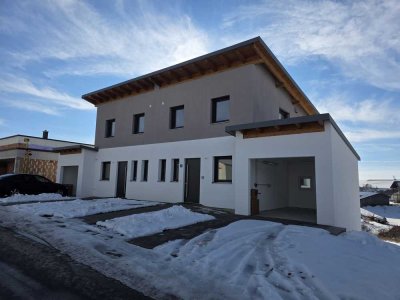 KFW55 Doppelhaushälfte in bester Lage mit traumhaftem Ausblick bei Passau - Provisionsfrei