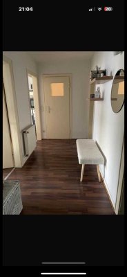 Schön geschnittene 3-Zimmer-Wohnung mit Balkon in Krefeld