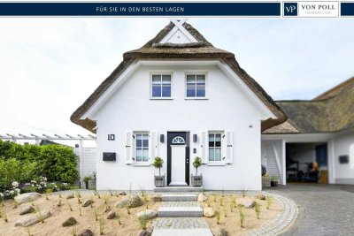 Reetdach-Romantik am Meer – Wohnglück nur Schritte vom Strand