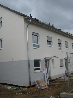 Neuwertiges Reihenendhaus mit Garten im Ziegelepark