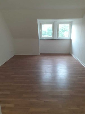 Helle 3-Zimmer-Dachgeschosswohnung in Lägerdorf – sofort verfügbar