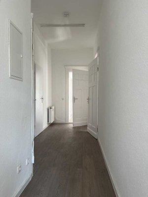 Erstbezug nach Sanierung - Großzügige 3-Raumwohnung in Zwickau-Nord im 1. OG