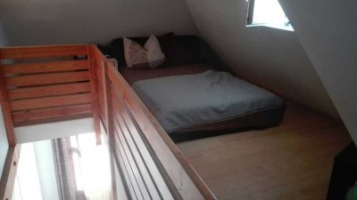 Helle und gepflegte 1,5-Zimmer Maisonette - Wohnung über den Dächern von Nürnberg