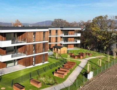 First-Class-Erstbezug: 60 m² Loggia-Wohnung in Seenähe