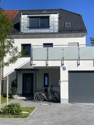 2-Zimmer-Dachgeschoßwohnung mit Dachterasse
