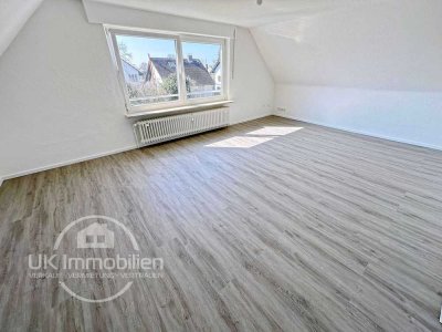 Erstbezug nach Sanierung 2,5-Zi-Whng im Dachgeschoss mit Gartenidylle