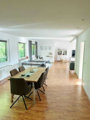 Penthouse mit Dachterrasse in Bestlage - ruhig & grün zwischen Innenhafen und City