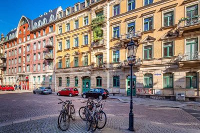 Nah zur Elbe, Balkon mit Blick ins Grüne, Übernahme EBK mgl. und TOP-Infrastruktur!