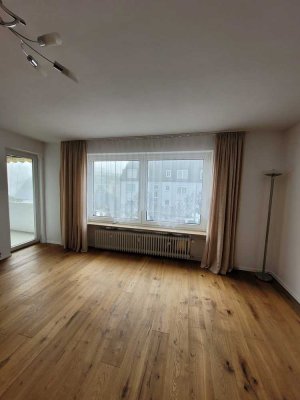 3-Zimmer Wohnung mit Balkon fußläufig zur S Bahn Dachau / ohne Makler