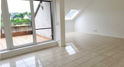 Moderne Maisonette-Wohnung mit Terrasse und TG-Stellplatz in Andernach