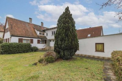 Familientraum: Tolles Grundstück mit leerstehenden Ein- Zweifamilienhaus zum Gestalten