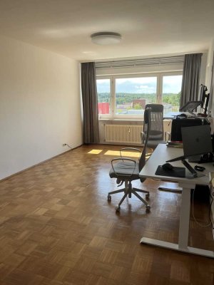 2-Zimmer-Wohnung mit Balkon und EBK in Friedrichsdorf