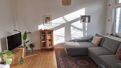Charmante Altbauwohnung mit Westbalkon in Toplage zwischen Kreuz- und Saarlandstraßenviertel