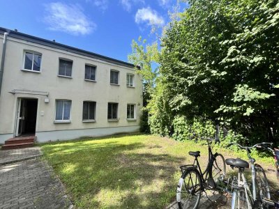 Kleine Studentenbude in ruhiger Lage nähe Kunsthochschule