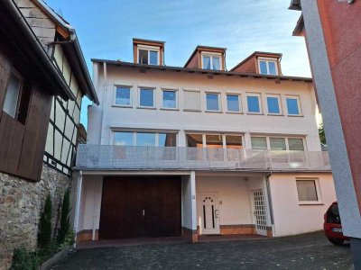 4-Zimmer-Wohnung mit Aufzug und
Gartenanteil in Weingarten (Baden)!