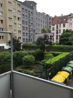 Schöne, helle 2 Zimmer-Wohnung WG geeignet