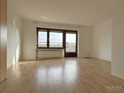 Helle 2 Zimmer-Wohnung mit großer Dachterrasse zum Selbstbezug oder Kapitalanlage!