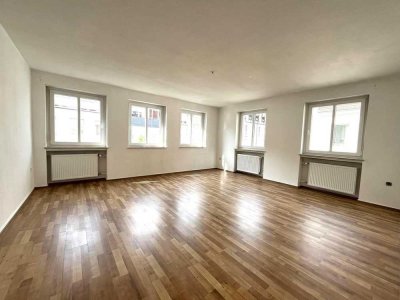 Exklusive 4 Zimmer Wohnung im begehrten Zooviertel