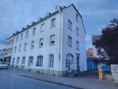 3 ZKB Trier Stadtteil, Bushaltestelle ca 50 m