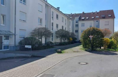 Schöne 2-Zimmer Wohnung, zentrale Lage in Brühl