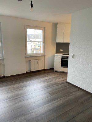 Sehr süße 1 Zimmer -  Wohnung in Alt - Sachsenhausen mit EBK