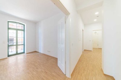 Moderne 2-Raum-Wohnung mit Balkon in Saale-Nähe - WE20