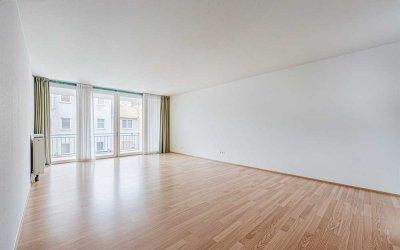 Gut geschnittene 2-Zimmer-Wohnung mit Balkon und viel Tageslicht